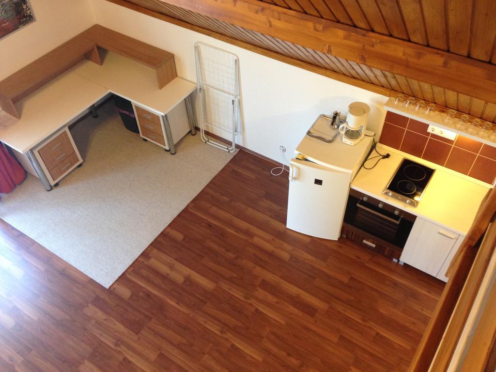 Lovagvar Apartments 久洛 外观 照片